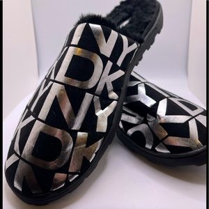 DKNY FAUX FUR LINED SLIP ONS Size 9